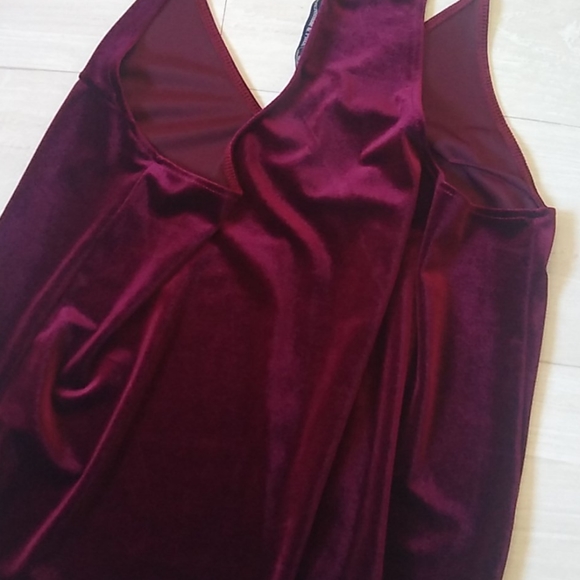 Ambercrombie & Fitch Deep Rich Cranberry Velvet Racerback Tank NWT S/M - Picture 7 of 10